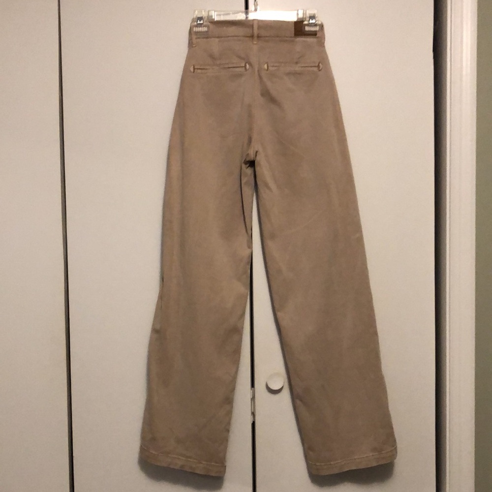 American Eagle Khakis. Size 000. Stretch. Beige. Like new